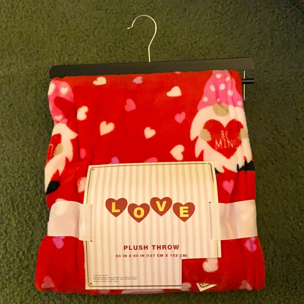 Soft plush “Be Mine” gnome throw blanket